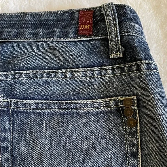Distressed Blue Jeans - Picture 5 of 11